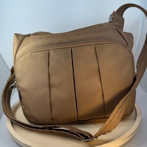 Travelon Anti Theft Crossbody Bag
